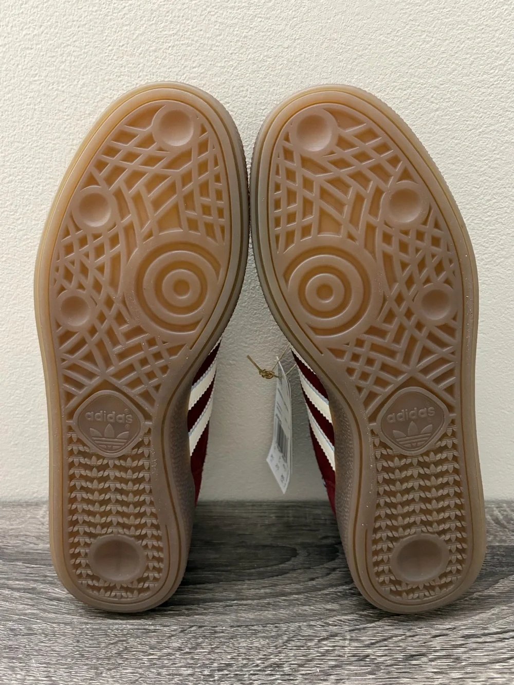 Men's Size 9.5 Adidas Spezial Burgundy White Light Blue Fashion Sneaker